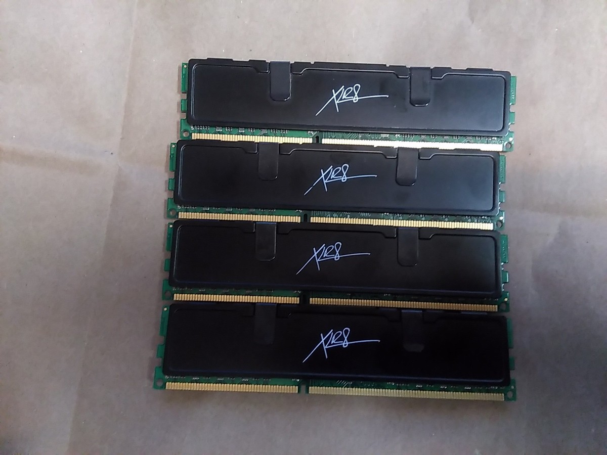 Kit RAM PNY XLR8 DDR3 16 Go (4x4Go) PC3-12800 1600 MHz – Occasion
