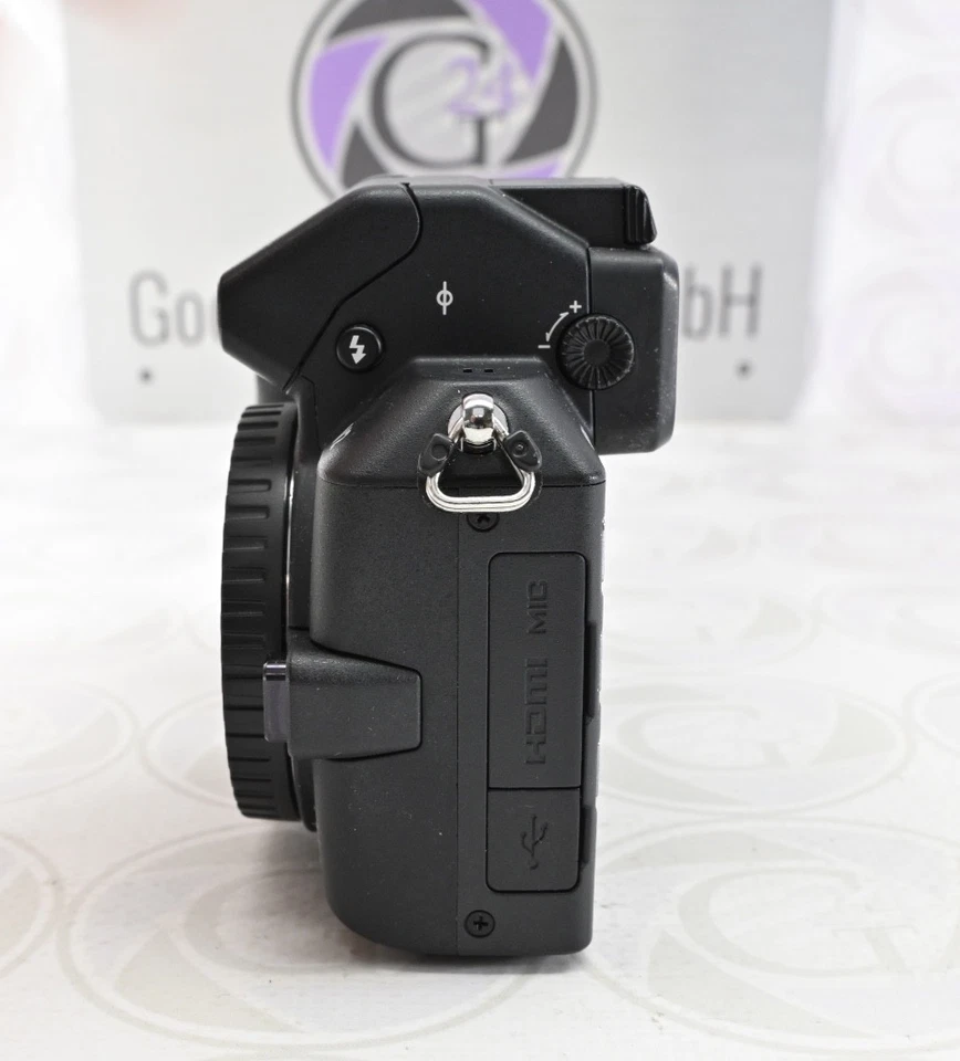 Nikon 1 V2 Gehäuse in Schwarz - Mit 3577 Klicks - GT24 Hit! - Bild 4 von 4