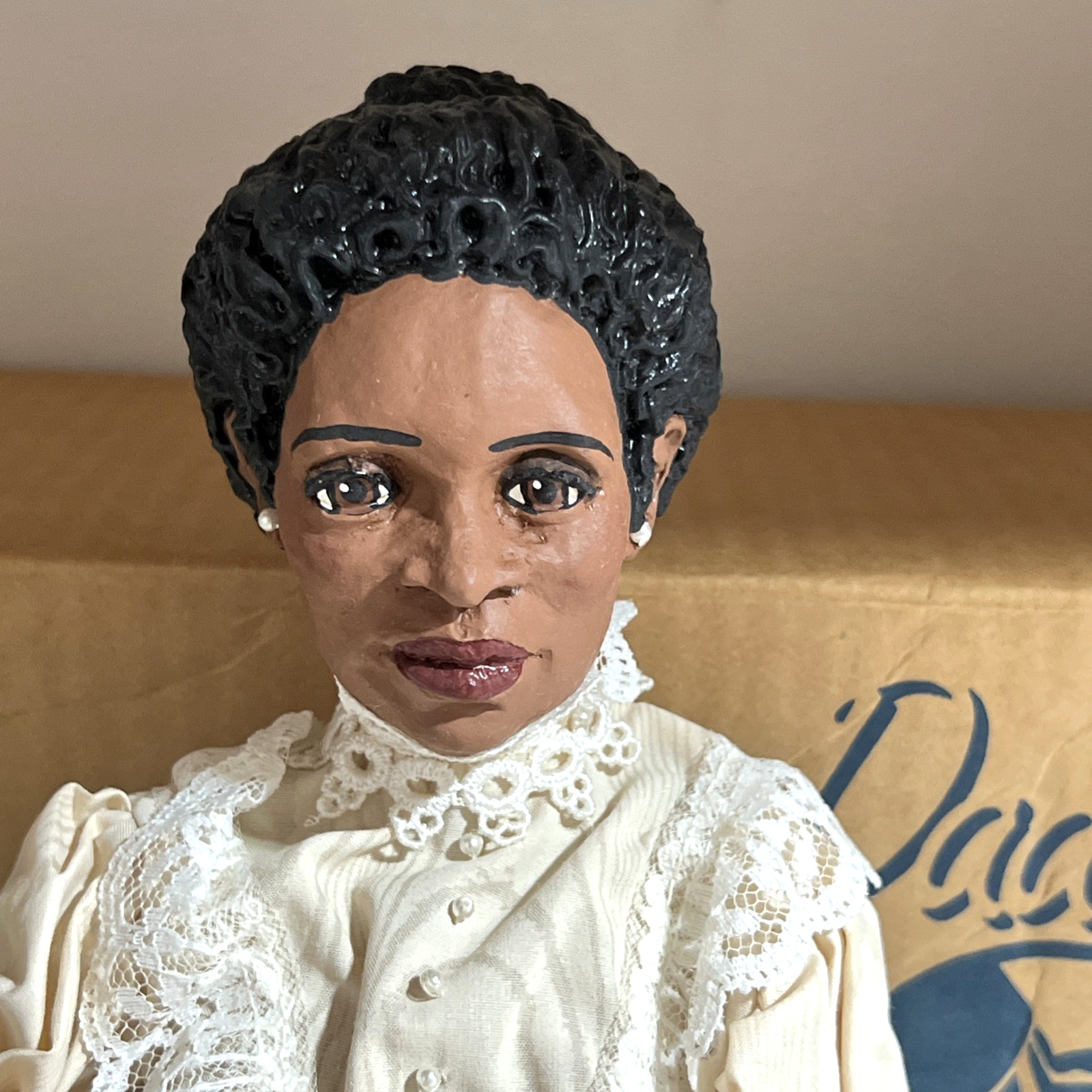 Daddys long leg legs limited Edition DLL93A 2012/3000 “Esther”  doll New In Box