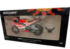 Minichamps 1/12 Ducati Desmosedici GP11 Valentino Rossi
