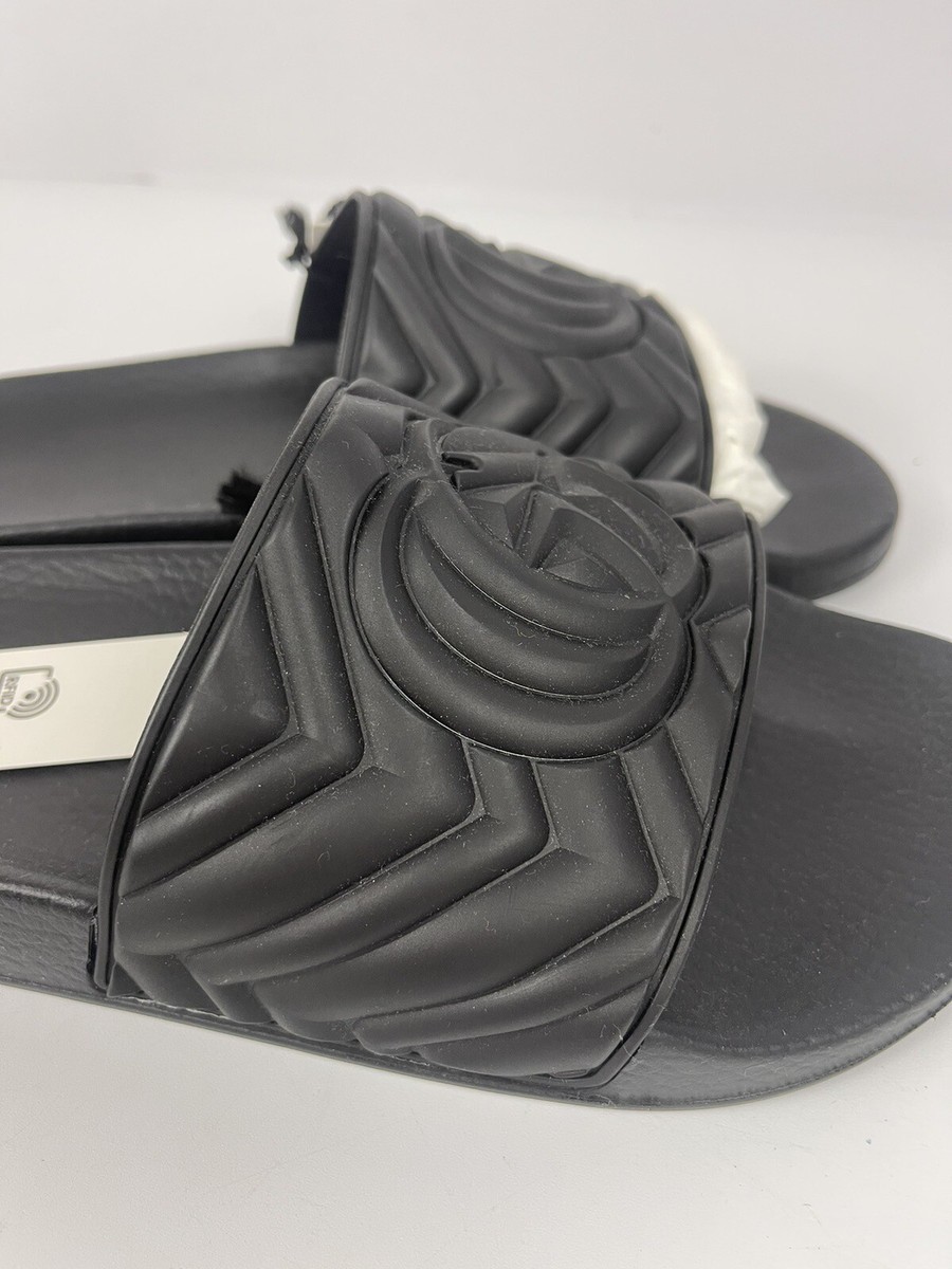GUCCI 601041 GG Matelasse Quilted GG Rubber Men display picture 2