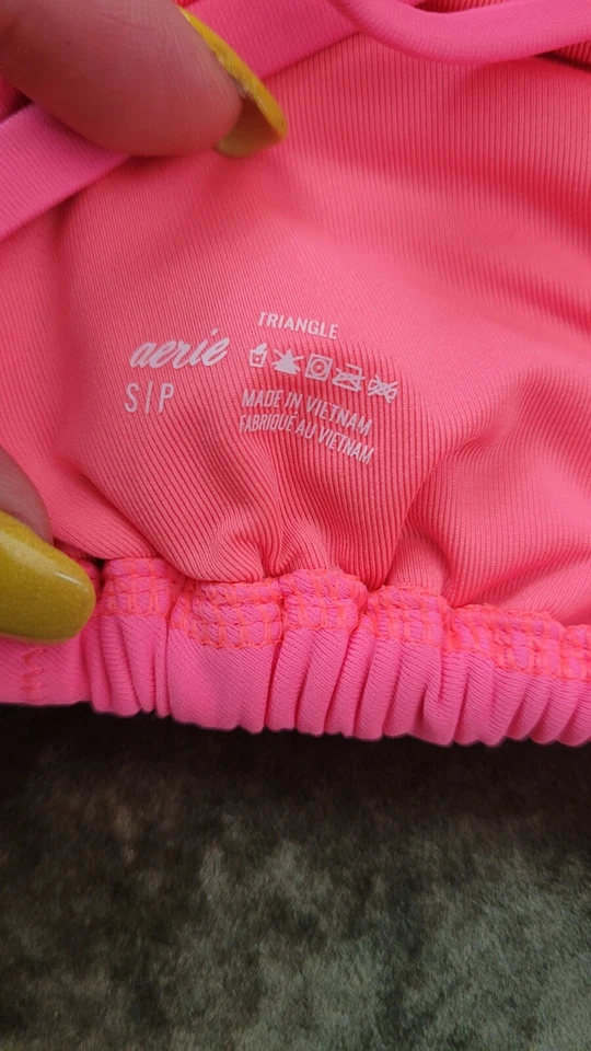 aerie by American Eagle Triangle  Bikini Top Sz Small Color Pink ( NO Pads - Image 3 of 4