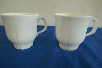 Goebel Kaffeetassen 2 St. Etoiles Hanns Welling  weiß Oeslauer 1