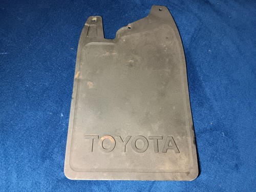 84-88 89 Toyota Pickup Truck 4Runner Front Right Mudflap Splash Rock Guard OEM