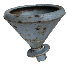 alter Trichter Einfülltrichter KFZ Eisentrichter Schütte OLDTIMER Eisen mit Sieb