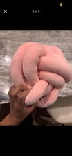 knot pillow