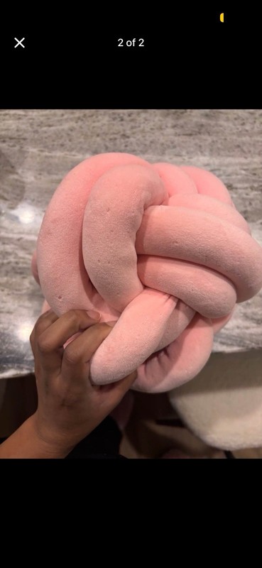 knot pillow
