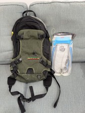 Dakine Heli Pack 11L With Osprey Water Reservoir Backpack