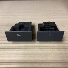 Discovery 2 98-02 TD5/V8 Ash Grey Coin And Ash Trays AWR1195LNF FQH100010LNF