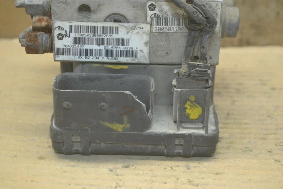 Chrysler Voyager 2000-2003 ABS bomba control OEM P04721427AE módulo 512-17d3 Foto 2 de 4