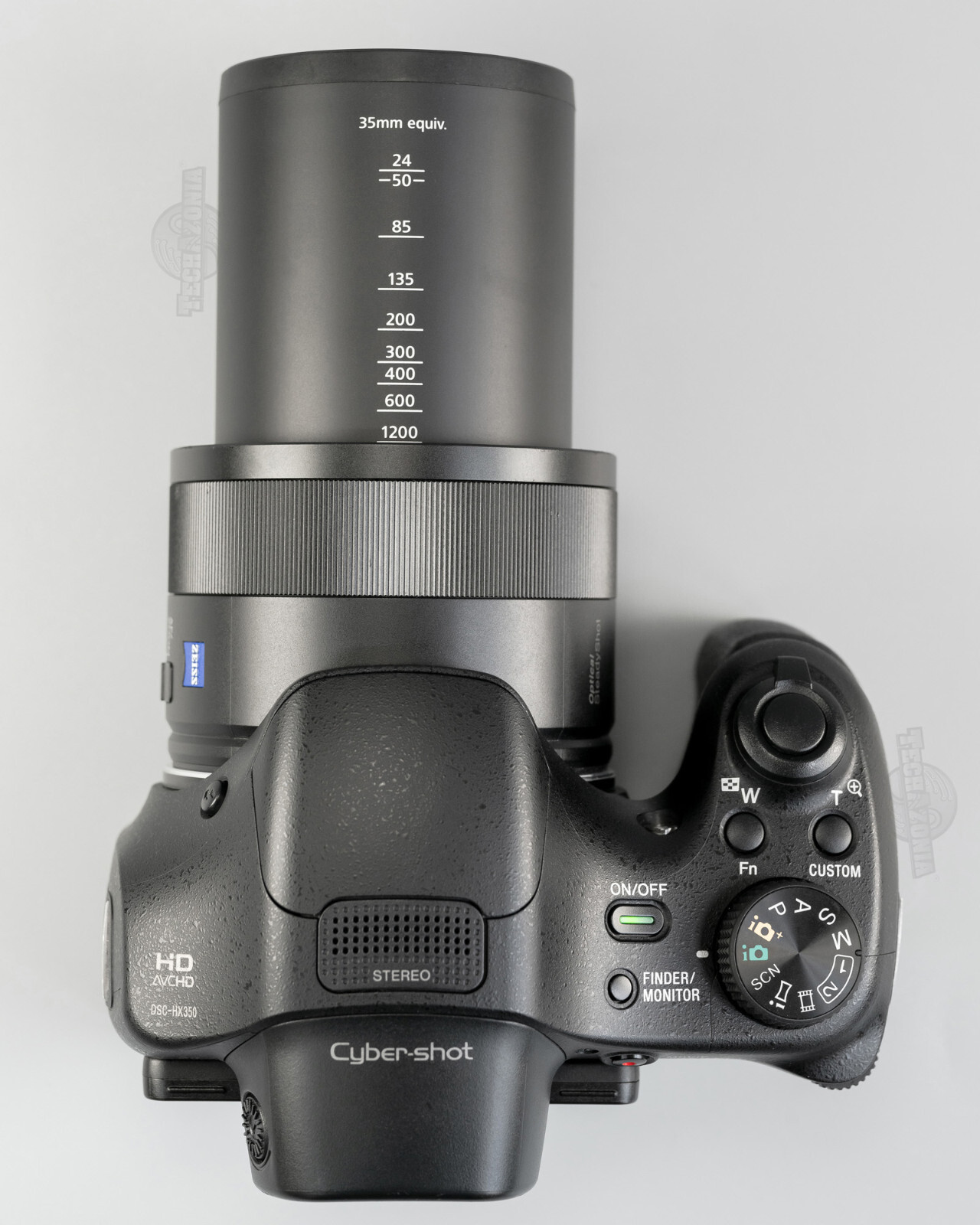 Foto 10 di 24