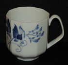 Royal Copenhagen Blomst Pattern Sweet Pea Decoration 3.5" Tall Mug Multiples