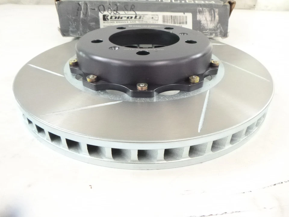 Rotor de freno ranurado delantero derecho GiroDisc A1-032 Porsche 911 Carrera 2017-2019 Foto 4 de 4