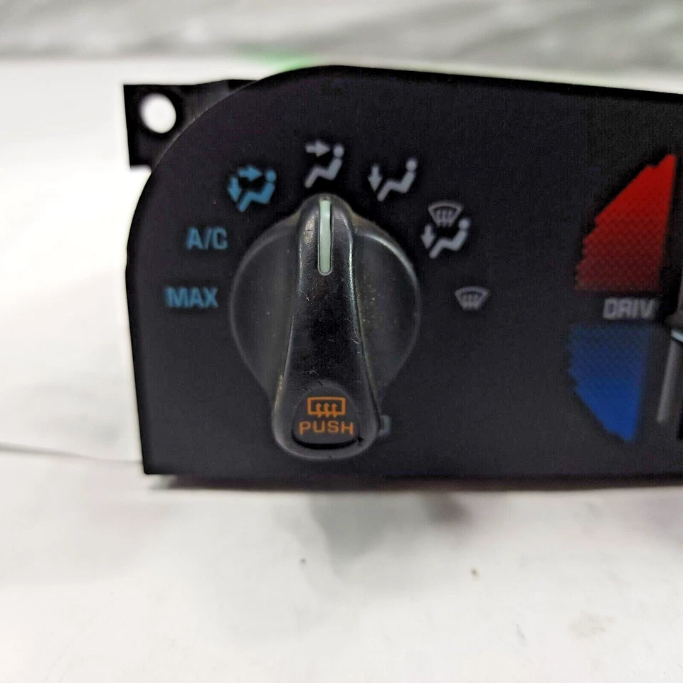 95-96 Chevrolet Lumina A/C Heater Climate Control 16189531 OEM - Image 2 of 4