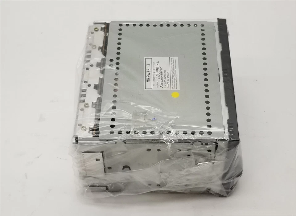 Reproductor de cinta de radio Mitsubishi MB943313 + ECUALIZADOR 91-99 3000GT Dodge Stealth VR4 NUEVO Foto 4 de 4