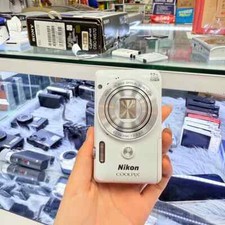 Nikon Coolpix S6900 16.0 MP Compact Digital Camera White English language