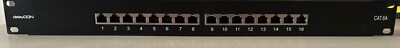 deleyCON Patch Panel 16 Port RJ45 Cat.6A geschirmt schwarz für 19'' Rack Neu