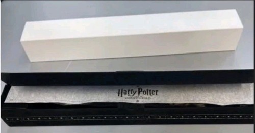 Harry Potter & The Cursed Child REPLICA Wand BROADWAY PRODUCTION, NEW IN BOX - Picture 4 of 6