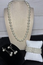 Vintage Pearl Necklace Bracelet Earrings Set Wedding Elegant Classy