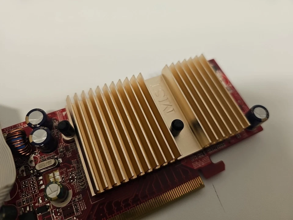 MSI 256MB / NX6200TC-TD64ESLF- MSI GeForce 6200TC Graphics Card - USED - Image 3 of 4