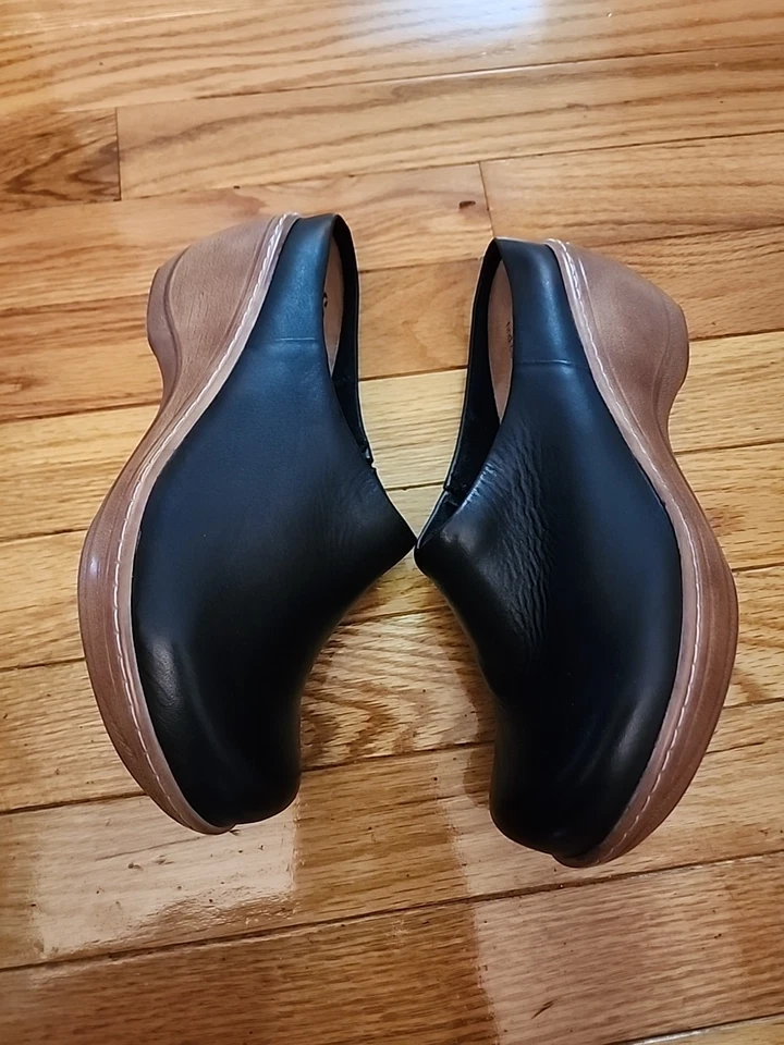 Zuecos sin cordones SoftWalk Arvada de cuero negro talla 7 nuevos sin etiquetas Foto 3 de 4