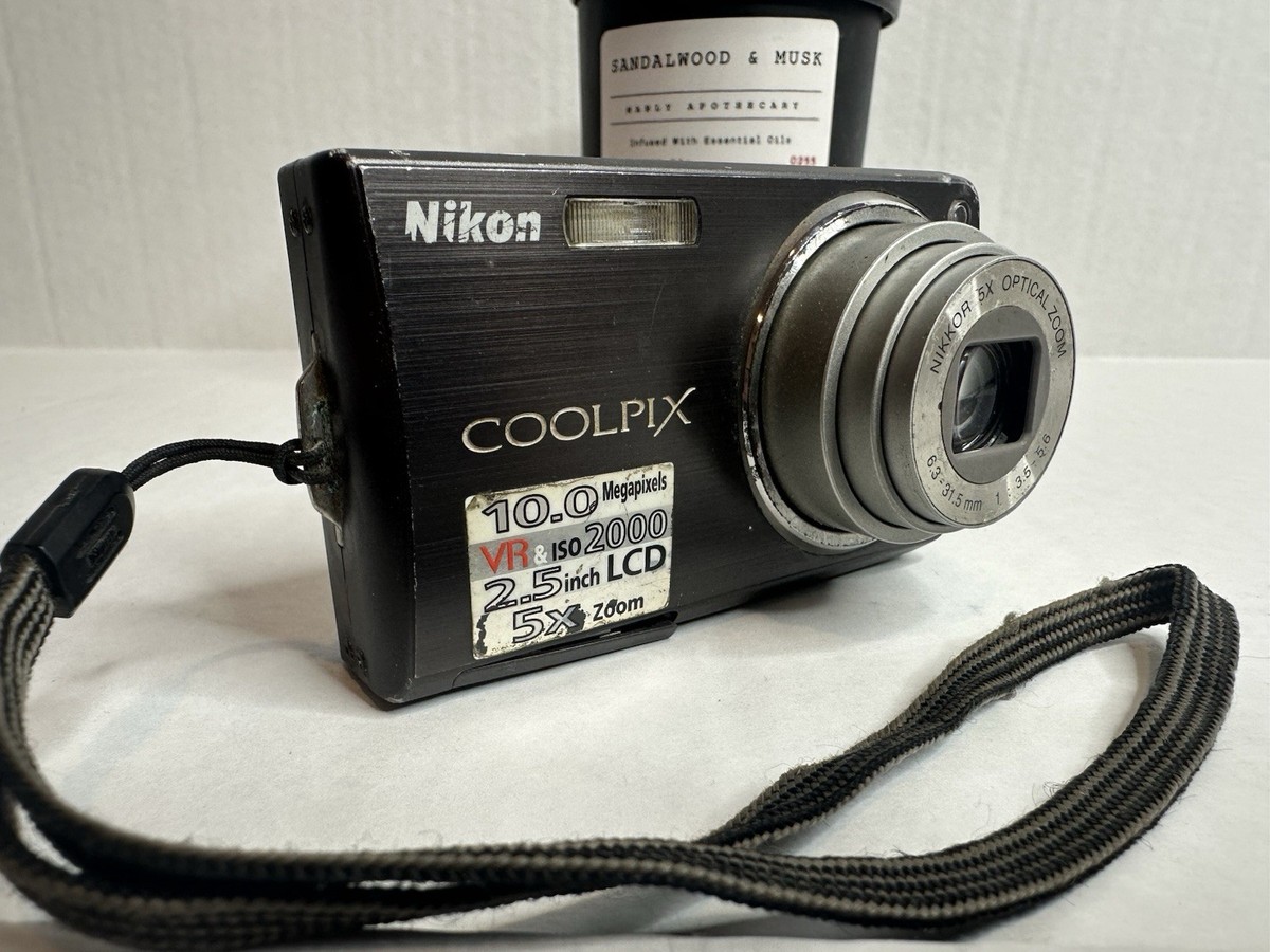 Nikon COOLPIX S550 動作確認済 Nikon COOLPIX S550 10.0MP Digital Camera - WORKS BUT HAS