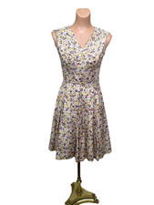 Vintage 1950s Polka Dot Fit and Flair XS Sleeveless Mini V-neck Cocktail Dress
