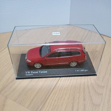 Minichamps 1/43 Passat Variant Volkswagen Red Series