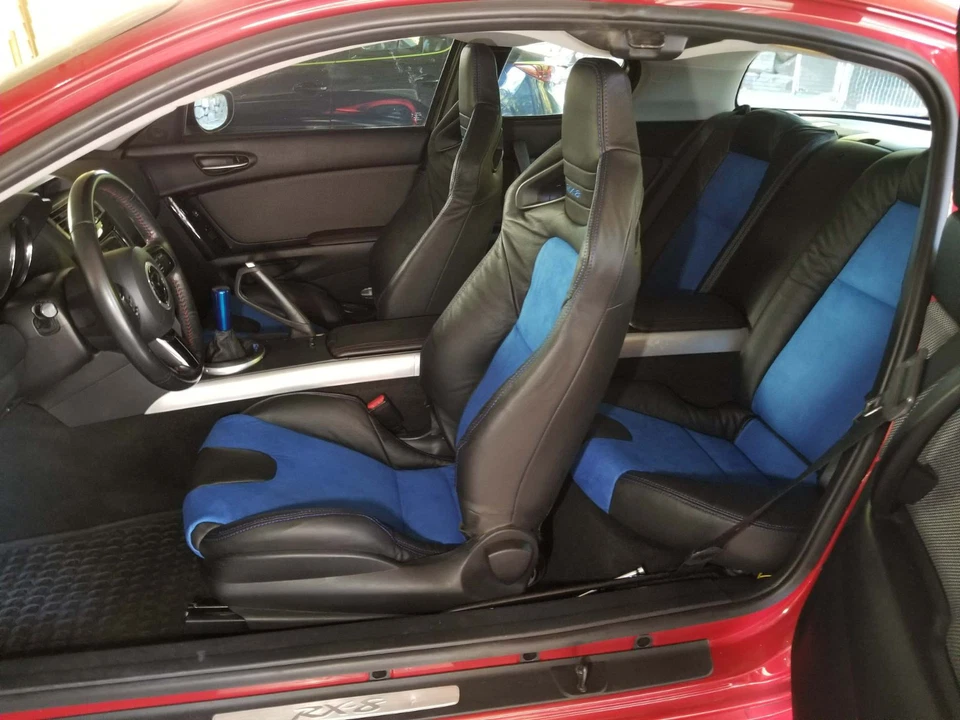 Сменные кожаные чехлы на сиденья Mazda RX-8 R3 Recaro 2009-2011 черные с синими - Изображение 4 из 4