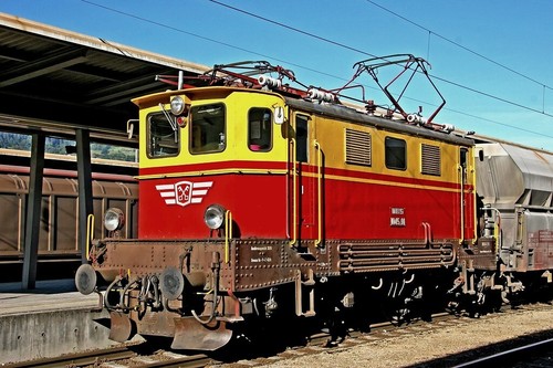 Roco DC HO 1:87 Austrian MBS 1045 "MONTAPHONE TRAIL" ELECTRIC LOCOMOTIVE Boxed! - Picture 14 of 14