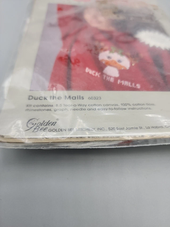 Kit de punto de cruz de Navidad Pato los centros comerciales Golden Bee Stitchery punta de aguja Foto 4 de 4