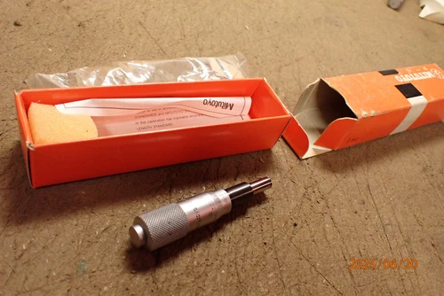 MITUTOYO CARBIDE FACE MICROMETER HEAD W/ BOX OPENED  148-148