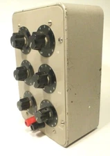  DECADE RESISTANCE BOX - Tested / Working 6 DIAL w/ RANGE:  1 to 100,000 OHM