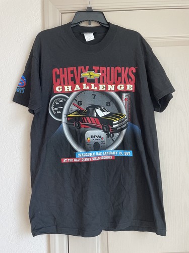 Vintage Disney T Shirt Black 1997 Chevy Trucks Challenge Inaugural Race Sz Large - 第 1/7 張圖片