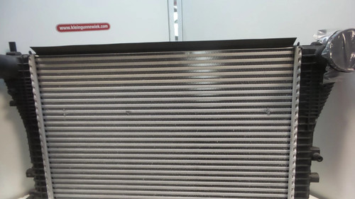 LADELUFTKÜHLER Volkswagen Passat Variant (3C5) 2010 3C0145805R