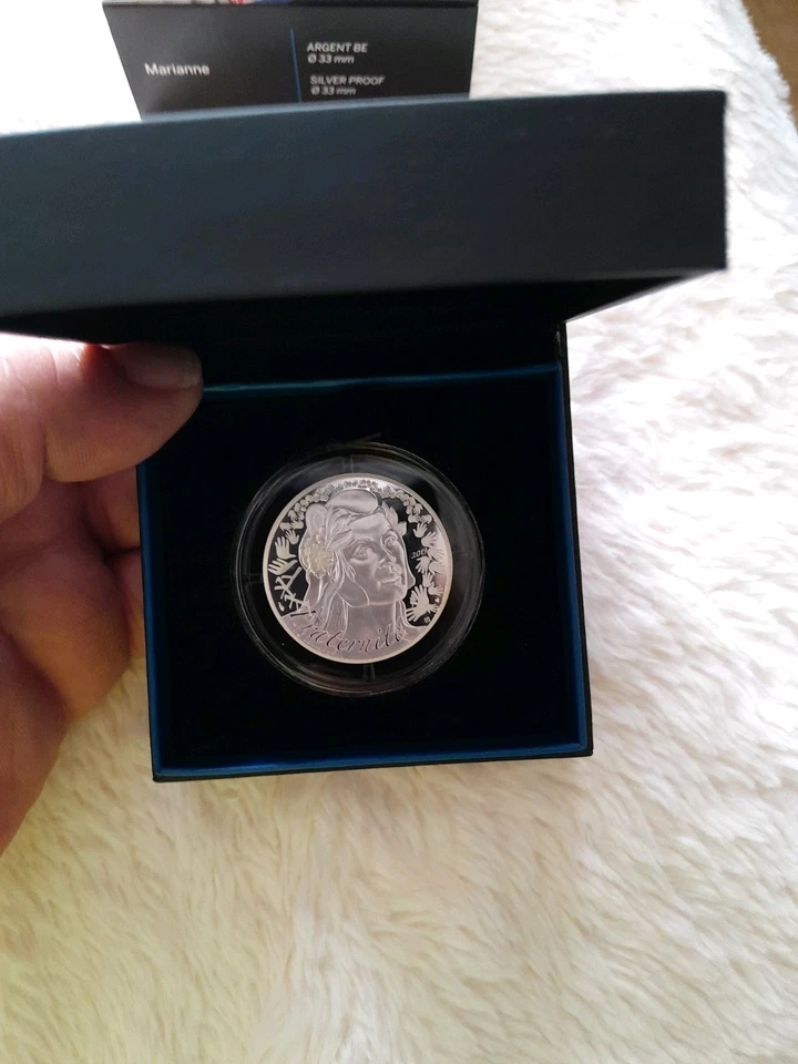 COFFRET 20 EURO ARGENT BE 2019 MARIANNE FRATERNITE FRANCE / SILVER - Photo 2/4