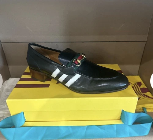 Mocassini Gucci x Adidas uomo pelle nera Horsebit taglia 15 nuovi con scatola con dustbag leggi