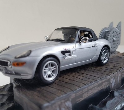 JAMES BOND 007 PIERCE BROSNAN MOVIE SCENE DISPLAY DIORAMA 1:43 SCALE MODEL