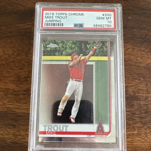2019 Topps Chrome - Mike Trout Jumping #200 PSA 10 Los Angeles Angels