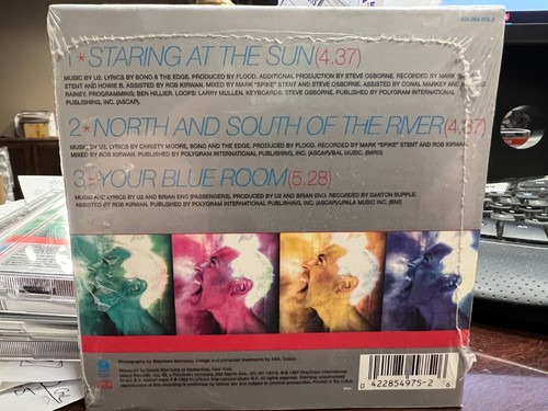 U2 Staring At The Sun Pt.1 CD SINGLE 1997 ISLAND 4228549752 SEALED CARDSLEEVE - Imagen 2 de 2