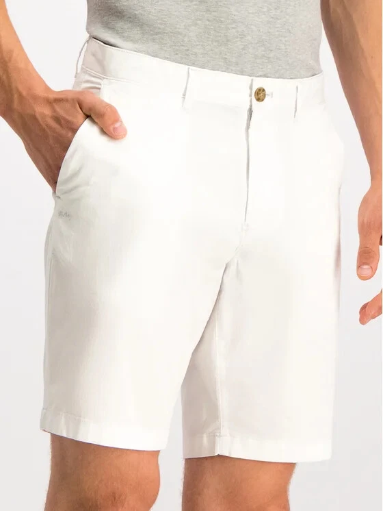 Michael Kors Mens Poplin 9 Inseam Shorts in White Size 31