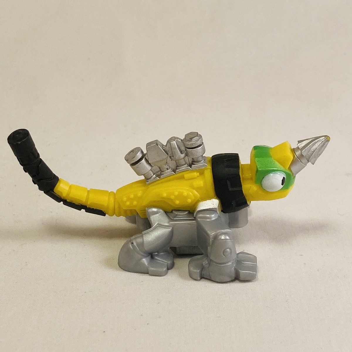 Mattel Dinotrux Reptool Rollers Revvit DreamWorks Dinosaur Yellow