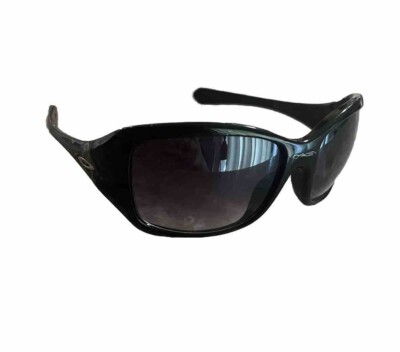 Retro Oakley Sunglasses [floral inlay pattern] Oakley | Accessories | Retro Oakley Sunglasses Floral Inlay  main image 3