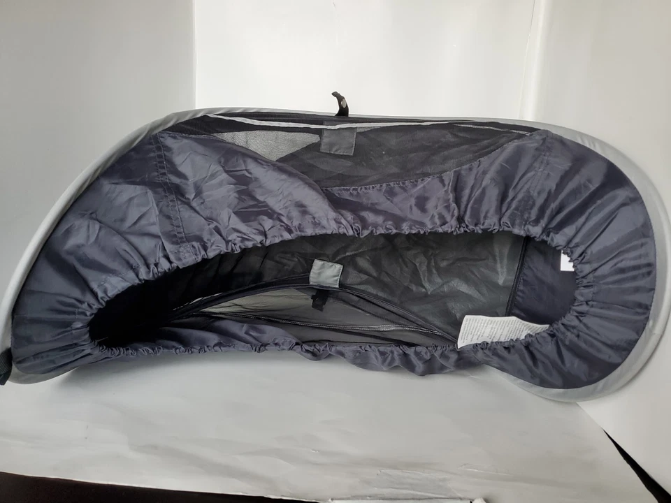 Cubierta protectora de red parasol UV gris Uppababy Kids. Foto 3 de 4