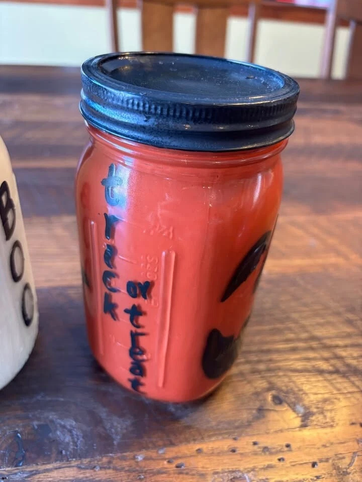 2 Pumpkins & 1 Ghost Painted Ball Jars - Image 3 of 4