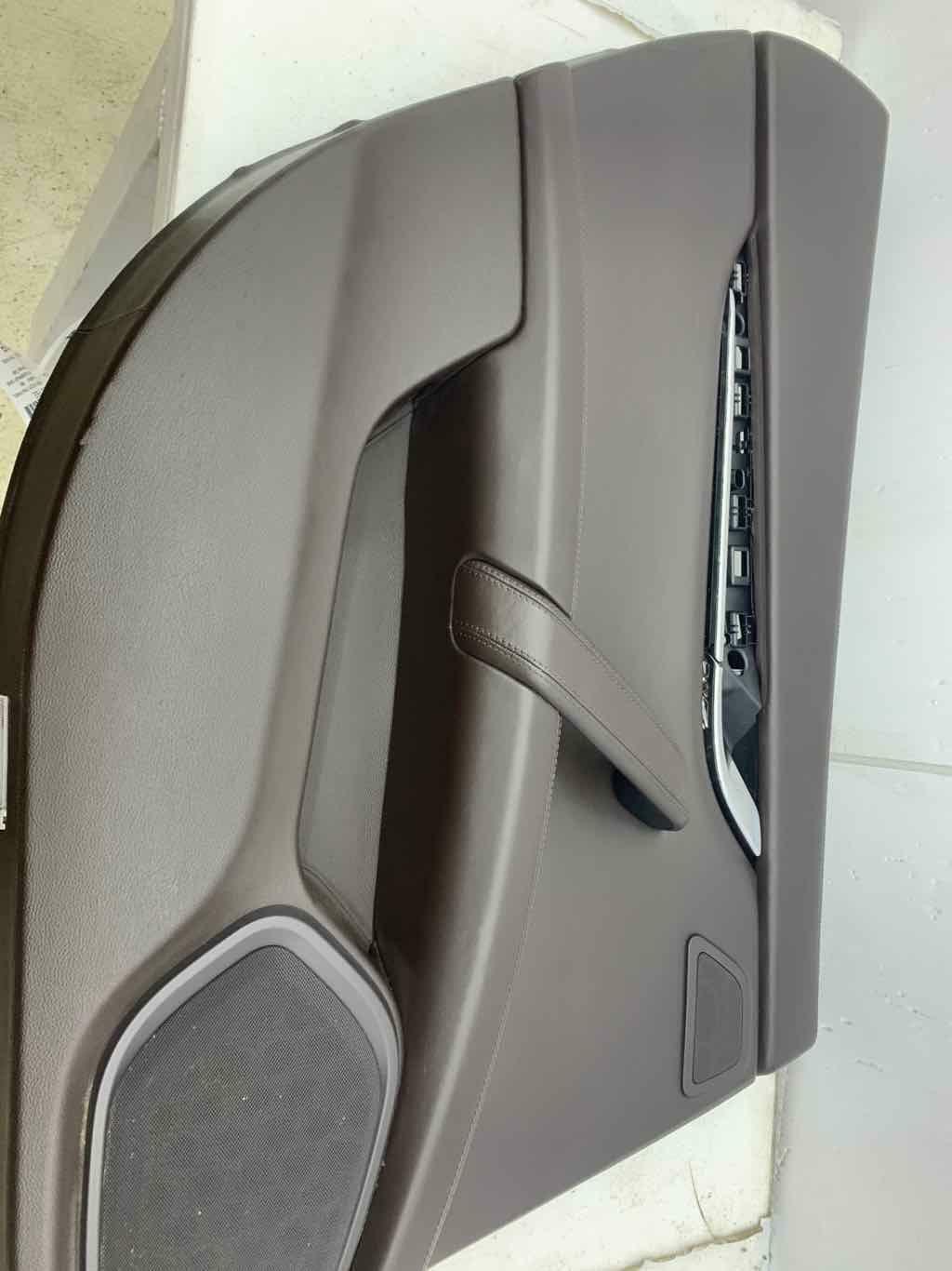 2014 - 2017 MASERATI QUATTROPORTE M156 REAR LEFT DOOR TRIM PANEL
