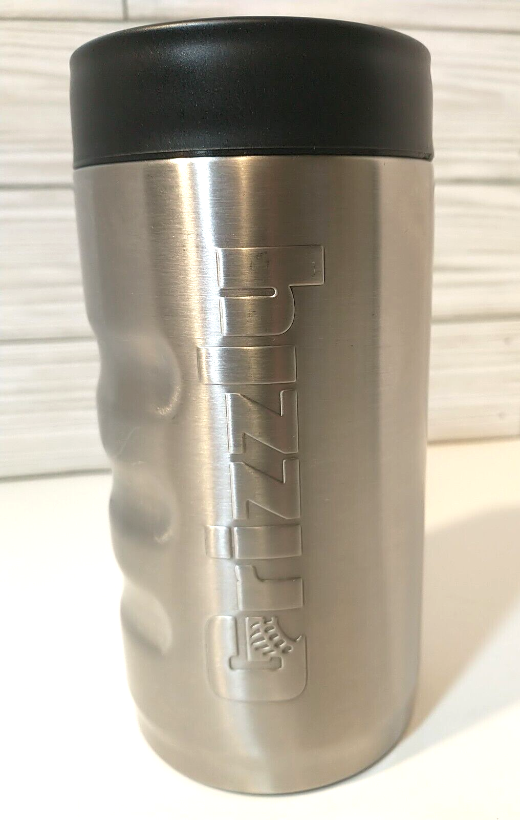 New Grizzly Grip Can Vacuum Insulated Brushed Stainless Steel