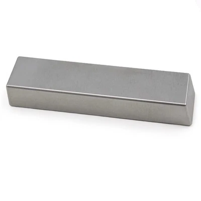 MIDWEST TUNGSTEN SERVICE Tungsten Ergonomic Bucking Bar BB-7: 1.50 lbs, Angled Face 5/8" x 1" x 4"