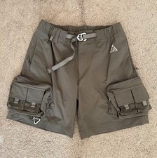 Used Excellent Condition Nike ACG Cargo Brown Shorts Men's size S, DH8347-004