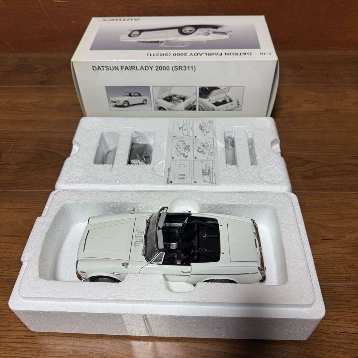Auto Art 1/18 Datsun Fairlady 2000 SR311 | eBay